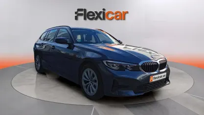 Używany BMW 318 150 KM (110 kW) 2020 Szary Kombi