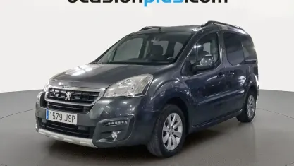 Usado Peugeot Partner Tepee Outdoor 100 CV (73 kW) 2016 Gris Monovolumen