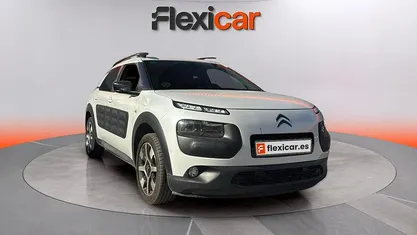 Usado Citroën C4 Feel 101 CV (74 kW) 2017 Berlina