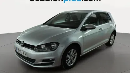 Usado VW Golf VII Business 110 CV (80 kW) 2017 Gris plata Utilitario