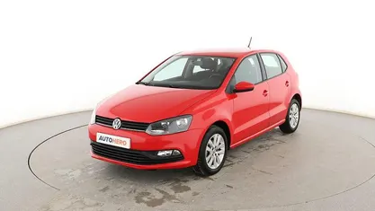 Usado VW Polo 75 CV (55 kW) 2016 Rojo Berlina