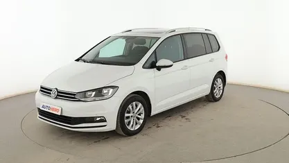 Usado VW Touran Advance 150 CV (110 kW) 2018 Blanco Monovolumen