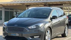 Gris / plata Usado 2018 Ford Focus Active Familiar | 13.490 € (Precio justo)