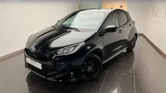 Negro Usado 2023 Toyota Yaris Hybrid Style Monovolumen | 20.900 € (Precio justo)