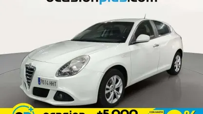 Usado Alfa Romeo Giulietta Distinctive 170 CV (125 kW) 2012 Blanco Utilitario
