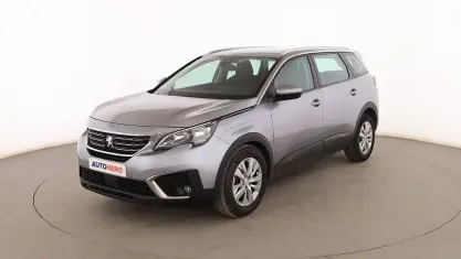 Usado Peugeot 5008 Active 130 CV (95 kW) 2020 Gris SUV