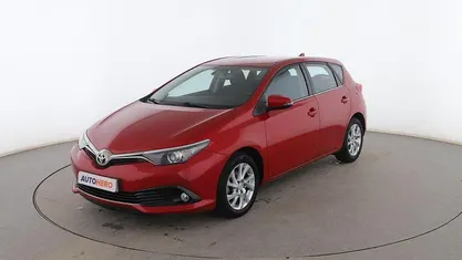 Rojo Usado 2016 Toyota Auris Active Utilitario | 13.199 € (Precio justo)
