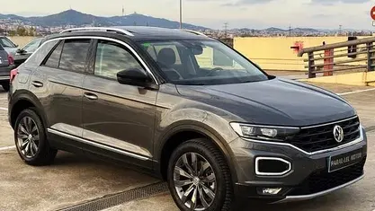 Käytetty VW T-Roc Sportline 190 HP (139 kW) 2019 Harmaa Katumaasturi