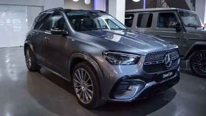 Usado Mercedes GLE300 269 CV (197 kW) 2024 Gris SUV