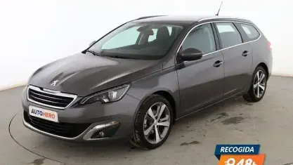 Usado Peugeot 308 Allure 130 HP (95 kW) 2017 Cinzento Carrinha