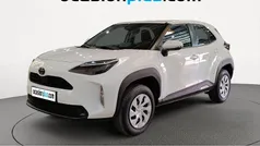 Blanco Nuevo 2025 Toyota Yaris Hybrid Business Edition SUV | 23.023 € (Precio justo)