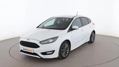 Blanco Usado 2017 Ford Focus ST-Line Utilitario | 10.899 € (Precio justo)
