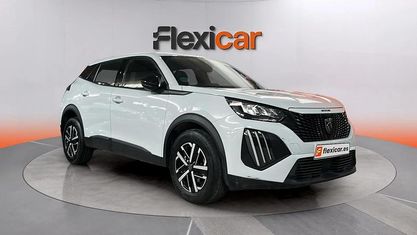 Usado Peugeot 2008 Active 101 CV (74 kW) 2023 Blanco SUV