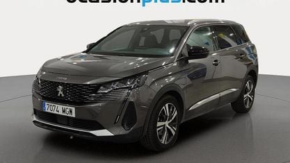 Usado Peugeot 5008 Allure 131 CV (96 kW) 2023 Gris plata SUV