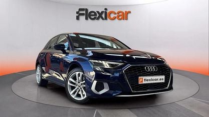 Usado Audi A3 Premium 110 CV (80 kW) 2021 Azul Berlina