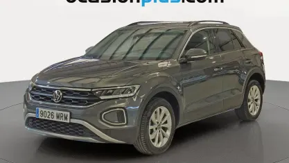 Usado VW T-Roc Life 110 CV (80 kW) 2024 Gris SUV