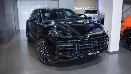 Usado Porsche Cayenne 470 CV (345 kW) 2024 Negro SUV