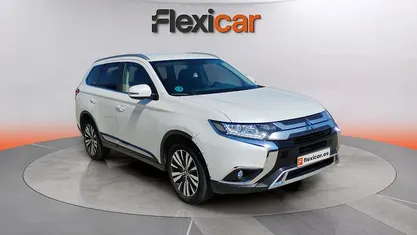 Usado Mitsubishi Outlander Motion 150 CV (110 kW) 2021 SUV