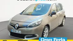 Beige Usado 2015 Renault Scénic III LIMITED Monovolumen | 7900 € (Super precio)