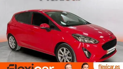 Usado Ford Fiesta Trend 140 CV (102 kW) 2018 Rojo Utilitario