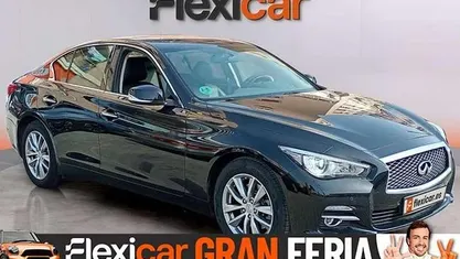 Usado Infiniti Q50 170 CV (125 kW) 2017 Negro Berlina
