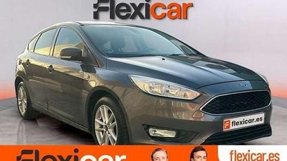 Occasion Ford Focus Trend 101 PK (74 kW) 2017 Grijs Hatchback