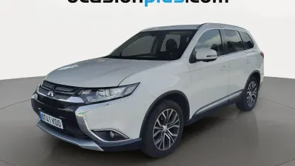 Usado Mitsubishi Outlander Motion 150 CV (110 kW) 2017 Blanco SUV