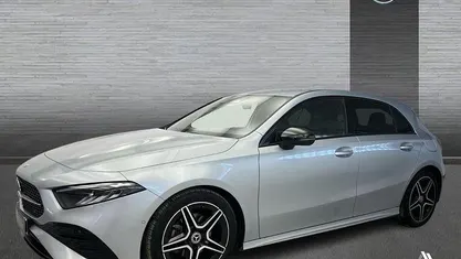 Usado Mercedes A200 AMG line 150 CV (110 kW) 2025 Berlina