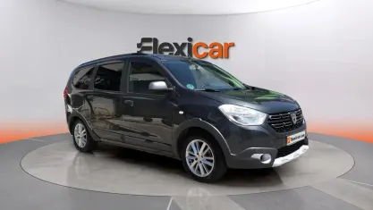 Usado Dacia Lodgy Comfort 116 CV (85 kW) 2022 Gris Monovolumen