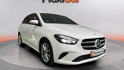 Usado Mercedes B200 163 CV (119 kW) 2021 Blanco Monovolumen