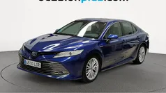 Usado 2020 Toyota Camry Luxury Berlina | 25.355 € (Precio justo)