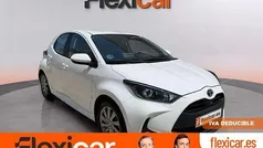 Usado 2024 Toyota Yaris Hybrid Active Berlina | 19.990 € (Precio justo)