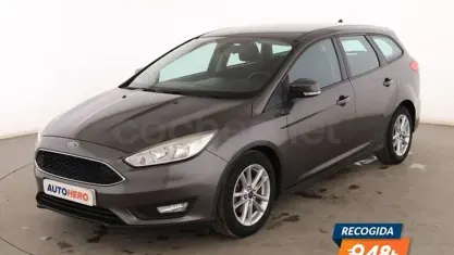 Usado Ford Focus Business Edition 125 CV (91 kW) 2016 Gris Familiar