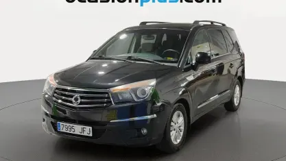 Usado SsangYong Rodius 155 CV (114 kW) 2015 Negro Monovolumen