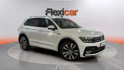 Usado VW Tiguan Sportline 190 CV (139 kW) 2020 Blanco SUV