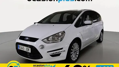 Usado Ford S-MAX Limited 140 CV (102 kW) 2015 Monovolumen