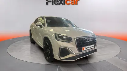 Usado Audi Q2 S-Line 116 CV (85 kW) 2023 Gris SUV