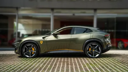 Usado Ferrari Purosangue 724 CV (532 kW) 2024 Verde metalizado SUV