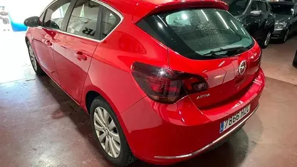 Occasion Opel Astra Excellence 110 ch (80 kW) 2014