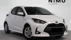 Blanco classic Usado 2024 Toyota Yaris Hybrid Business Edition Berlina | 19.490 € (Buen precio)