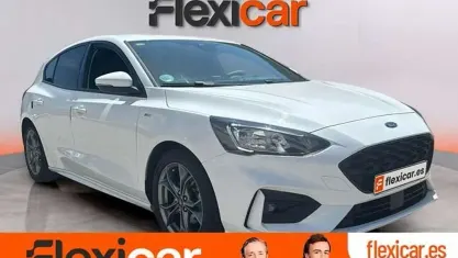 Usado Ford Focus ST-Line 120 CV (88 kW) 2020 Blanco Utilitario