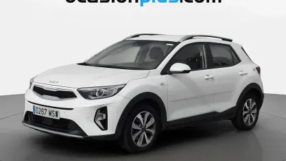 Usado Kia Stonic 101 CV (74 kW) 2024 Blanco SUV
