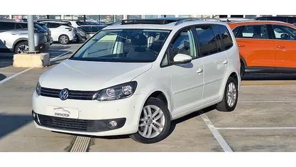 Usado VW Touran Edition 105 CV (77 kW) 2013 Monovolumen