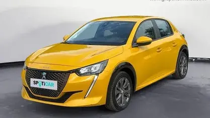 Käytetty Peugeot e-208 Active 100 kW (136 HP) 2021 Keltainen Viistoperä