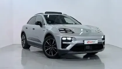 Usado Porsche Macan Turbo 469 kW (639 CV) 2024 Gris SUV