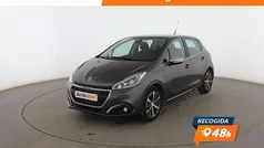 Usado 2018 Peugeot 208 Allure Utilitario | 10.799 € (Precio justo)