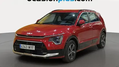 Blanco Usado 2025 Kia Niro SUV | 22.410 € (Buen precio)