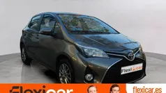 Gris Usado 2016 Toyota Yaris Active Berlina | 9790 € (Precio justo)