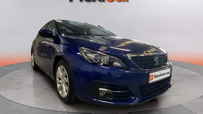 Usado Peugeot 308 Style 130 CV (95 kW) 2020 Berlina