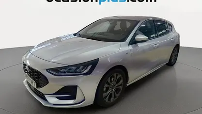Usado Ford Focus ST-Line X 125 CV (91 kW) 2023 Gris plata Utilitario